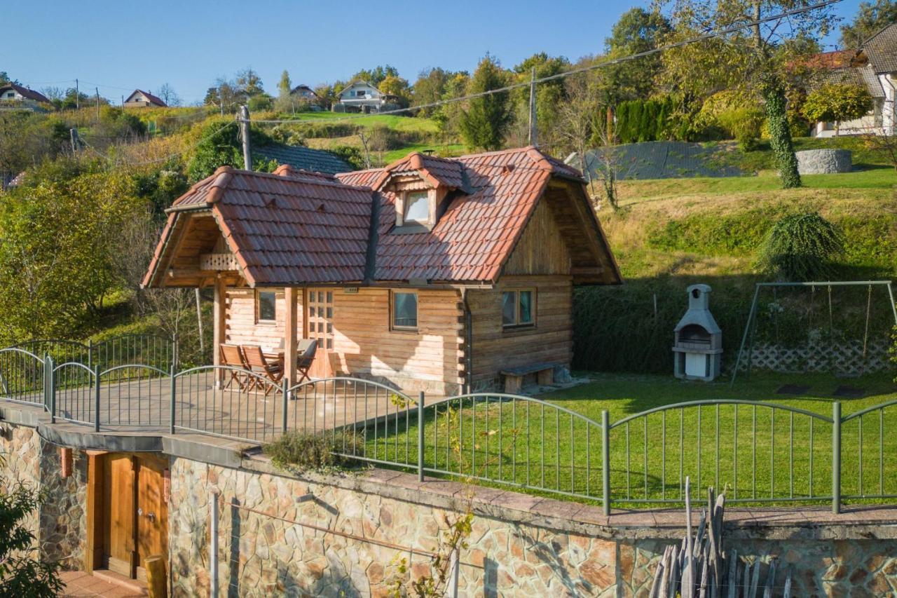 Vineyard Chalet Hansel And Gretel - Happy Rentals Otočec Esterno foto