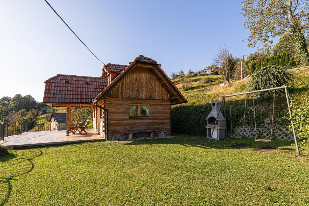 Vineyard Chalet Hansel And Gretel - Happy Rentals Otočec Esterno foto